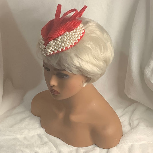 "Sweetheart 2025" – Pearl Passion Fascinator