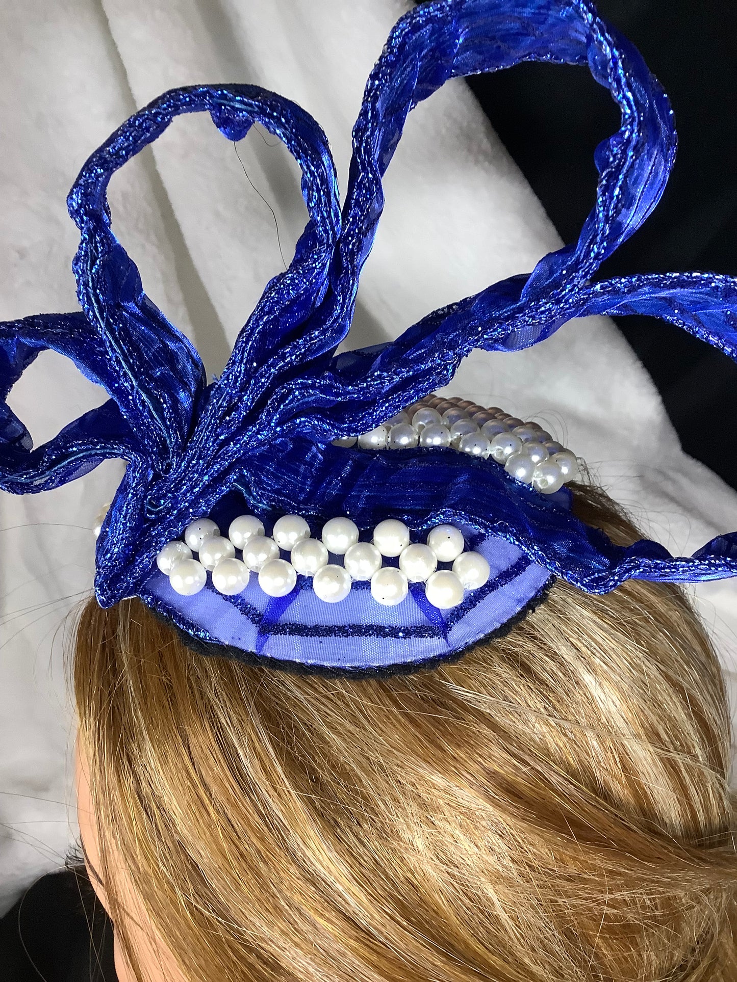 "Blue Royale 2025" – Pearl Crest Fascinator