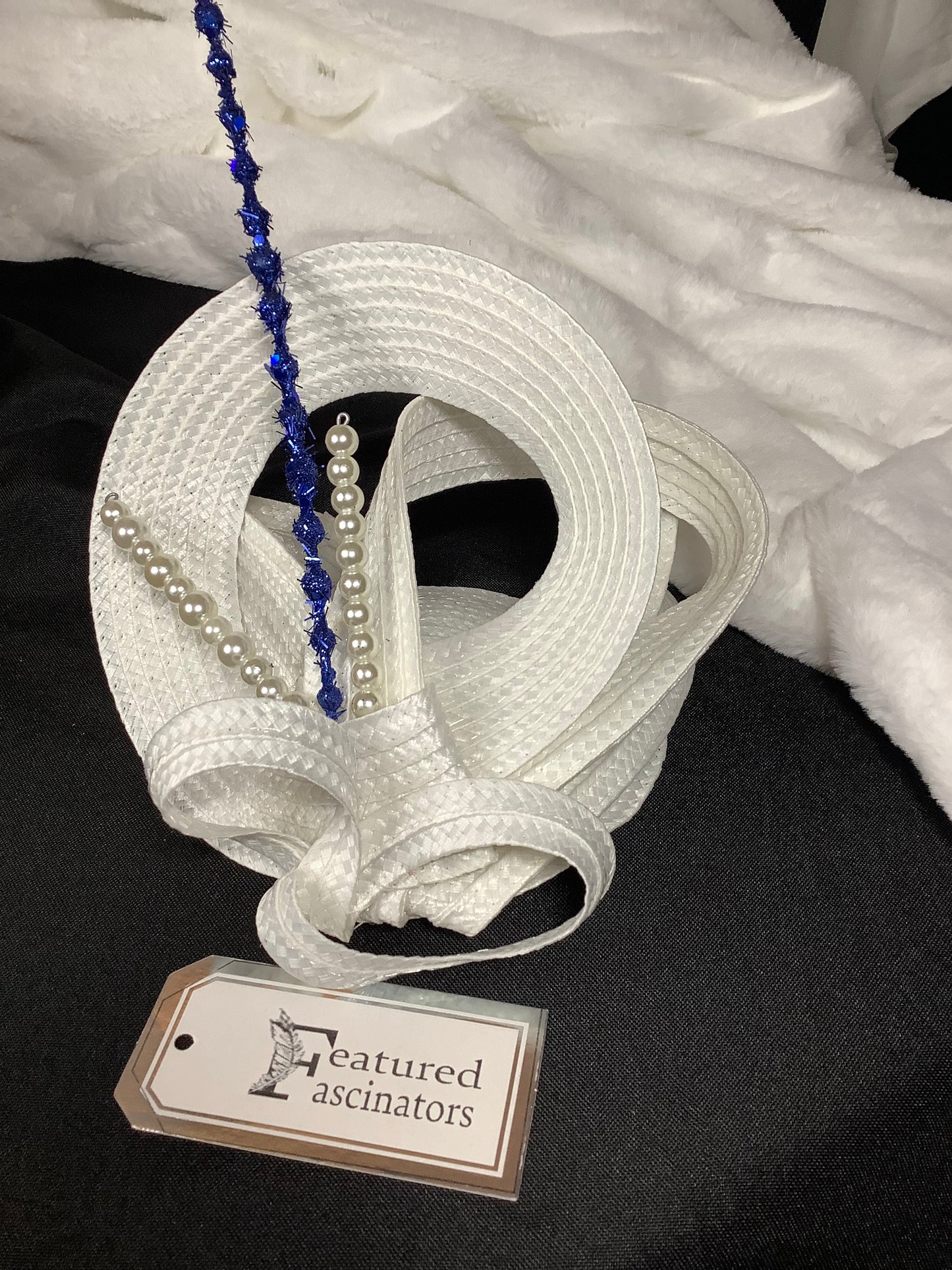 "White Orbit 2025" – Modern Halo Fascinator