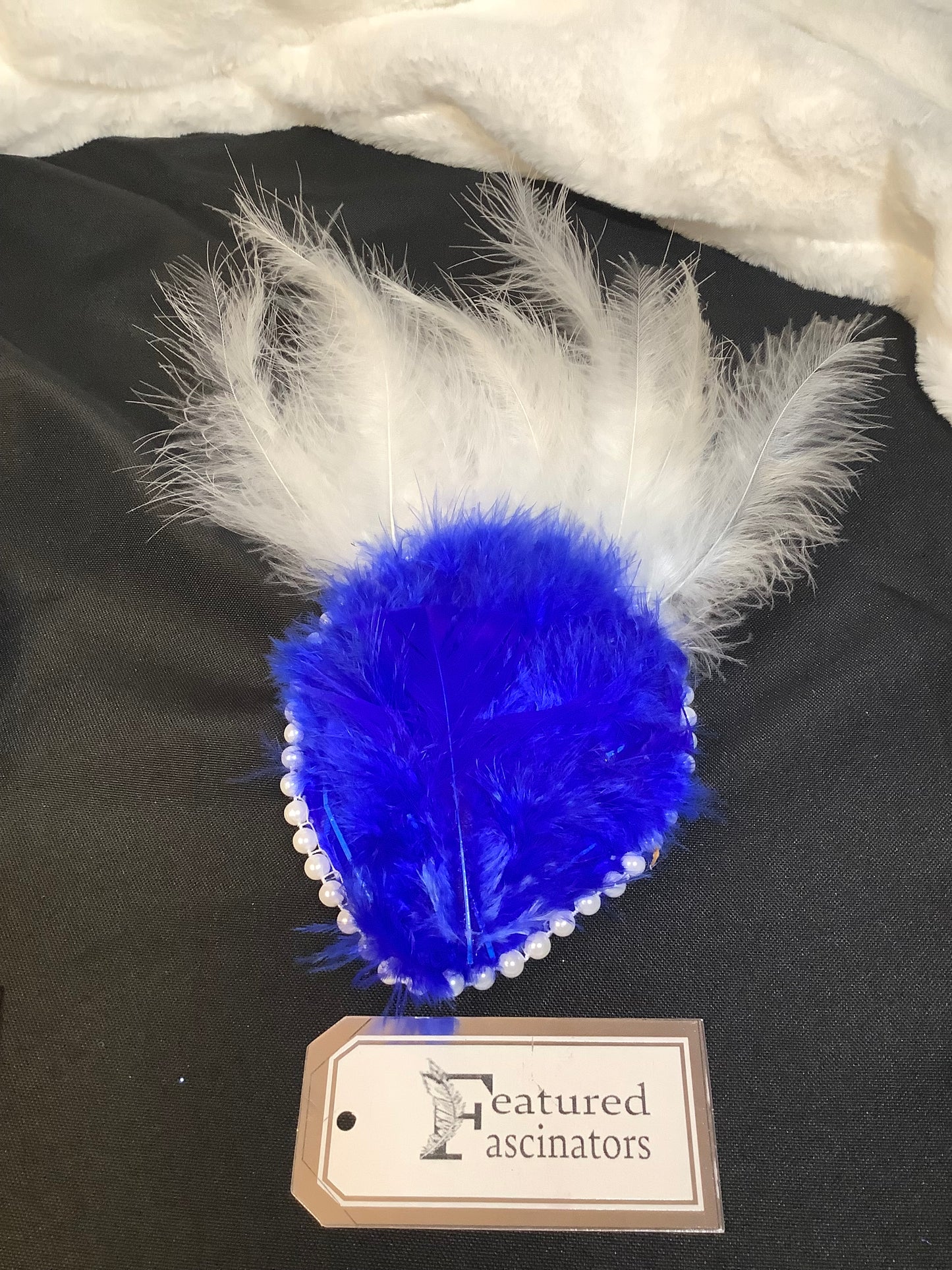 "Blue Frost 2025" – Mini Feather Crown Fascinator