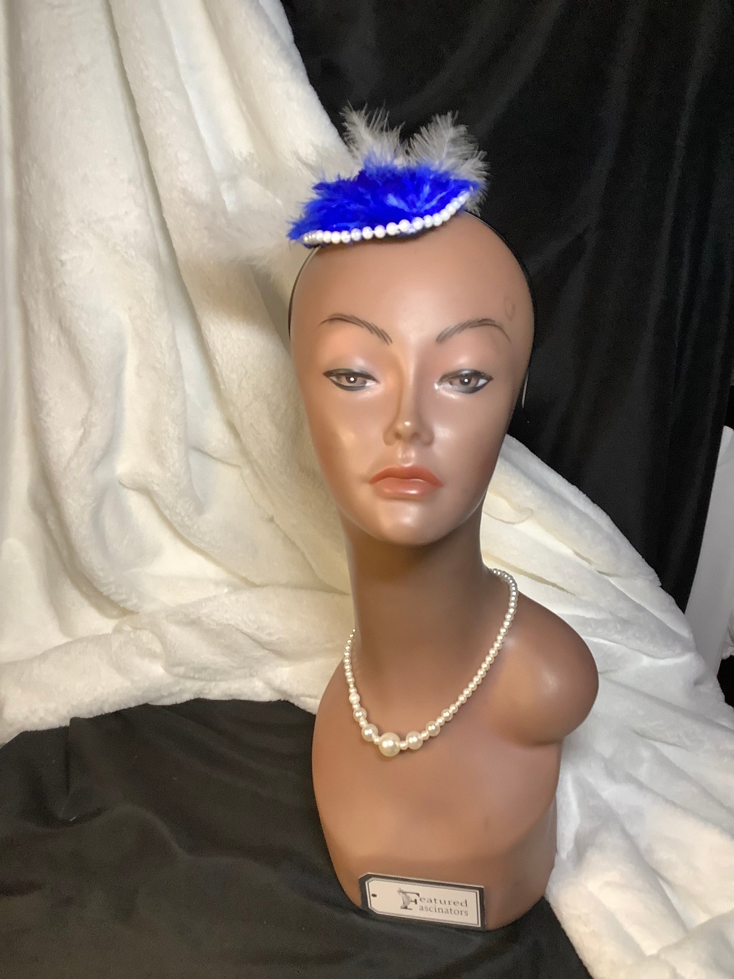 "Blue Frost 2025" – Mini Feather Crown Fascinator