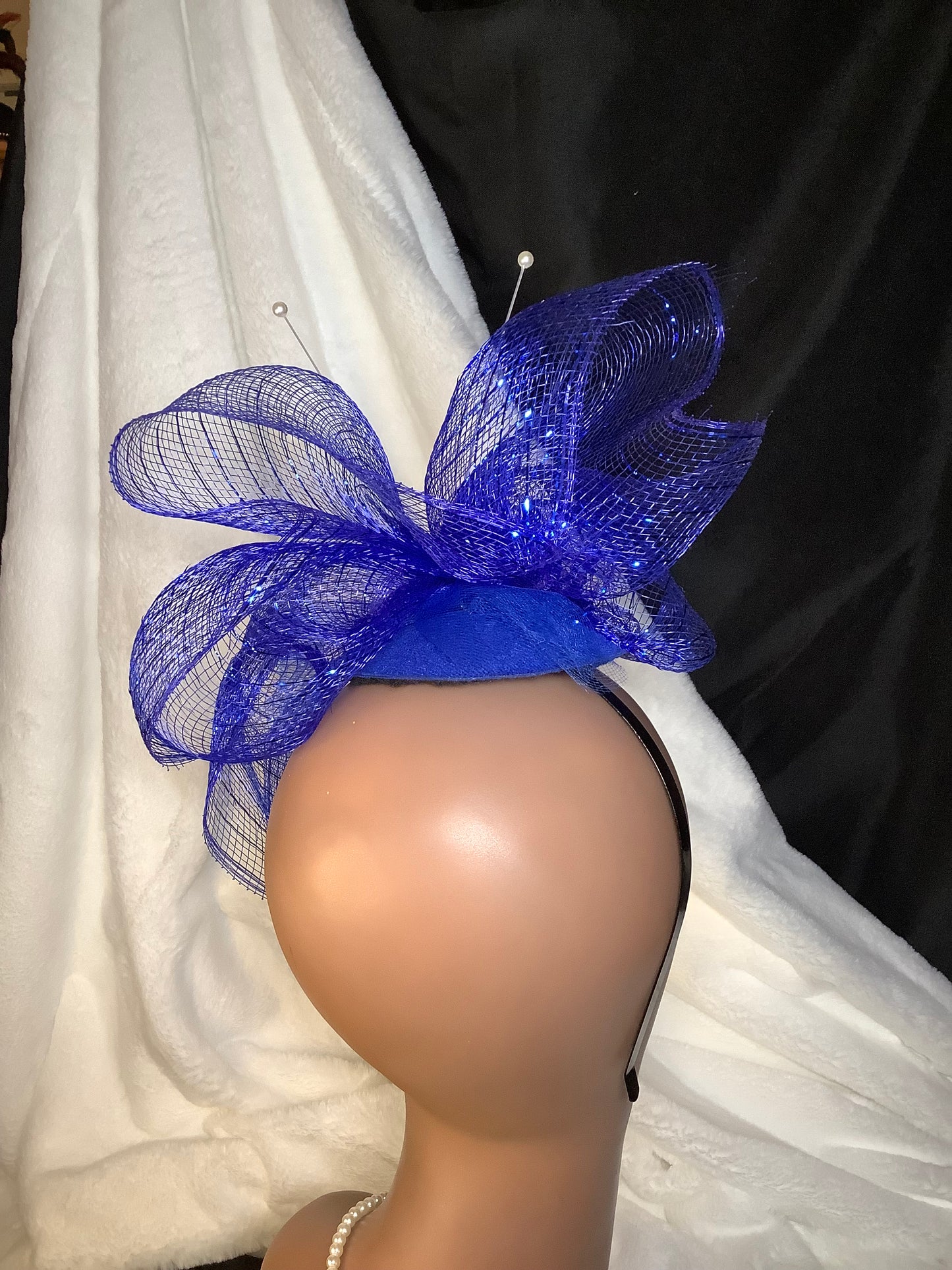 "Bluquet 2025" – Royal Bloom Fascinator