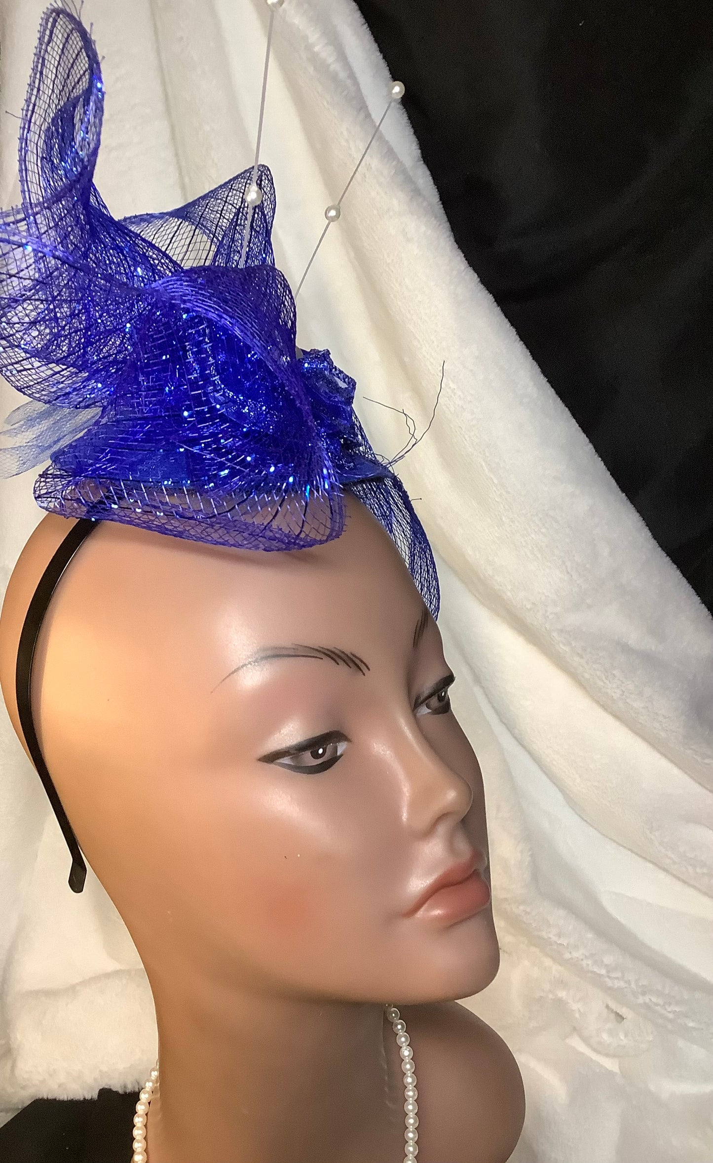 "Bluquet 2025" – Royal Bloom Fascinator