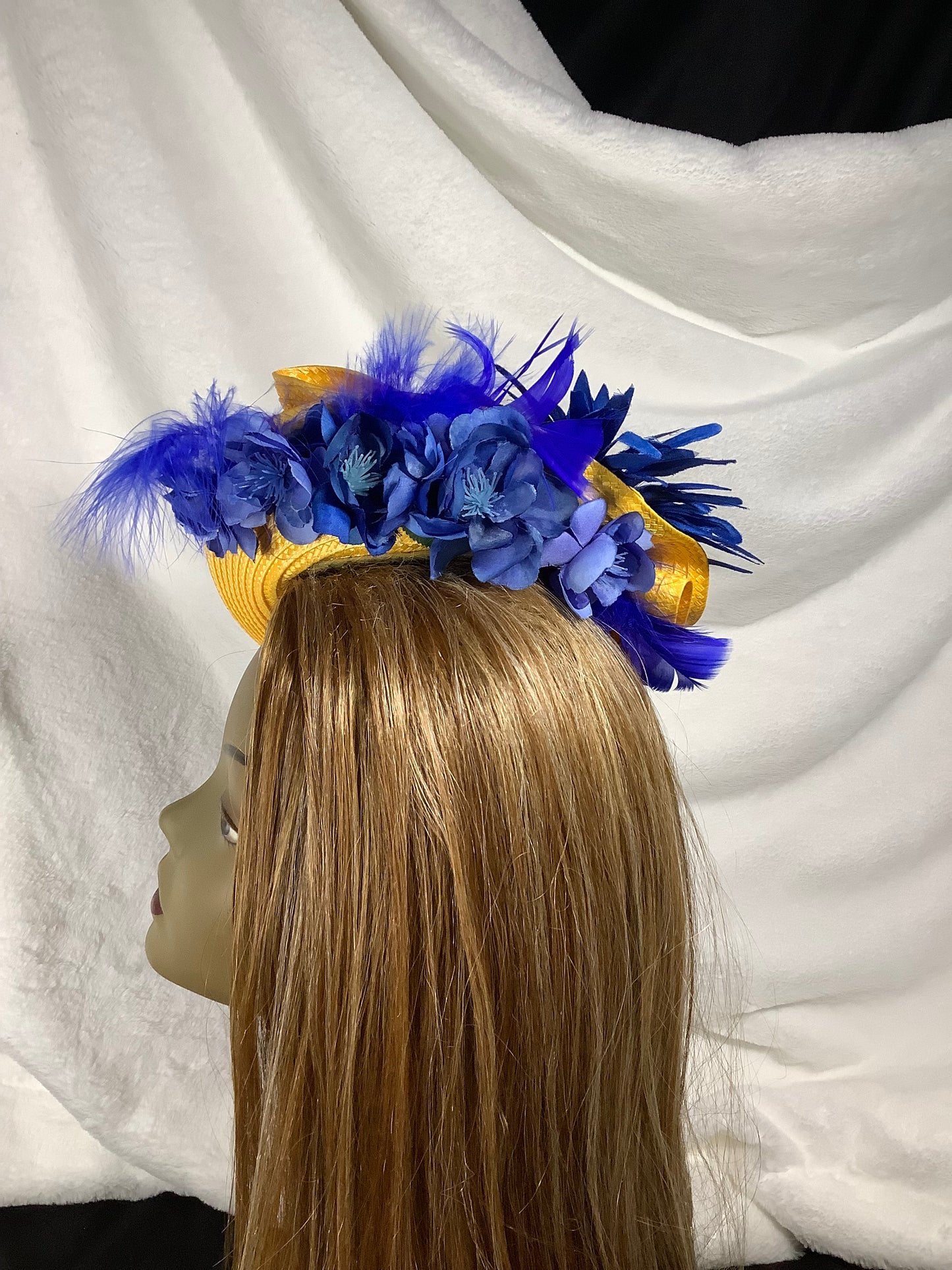 "Sunburst Royale 2025" – Festival Flair Fascinator
