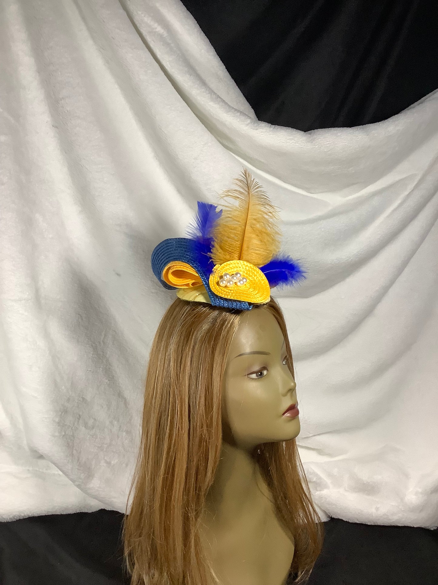 "SG Stopper 2025" - Featured Fascinators Collection