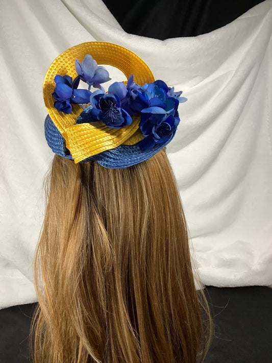 "Golden Bloom 2025" – Sunrise & Sapphire Fascinator