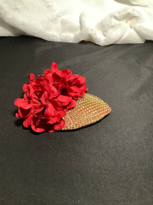 "Heart of Gold 2025" – Luxe Bloom Fascinator