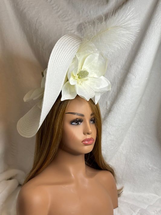 "Magnolia Grace 2025" – Classic Brimmed Hat with Bloom