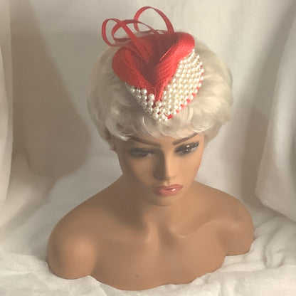 "Sweetheart 2025" – Pearl Passion Fascinator