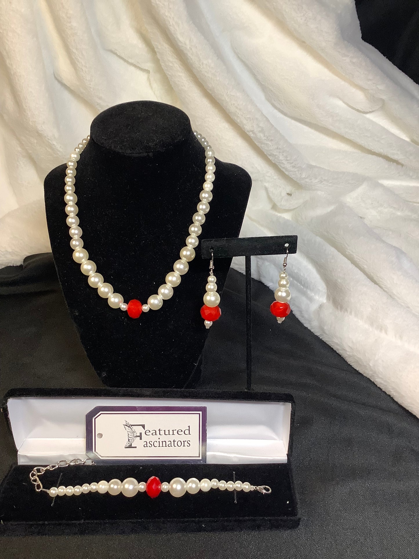 Crimson Grace Deluxe Set – Fascinator + Jewelry Set