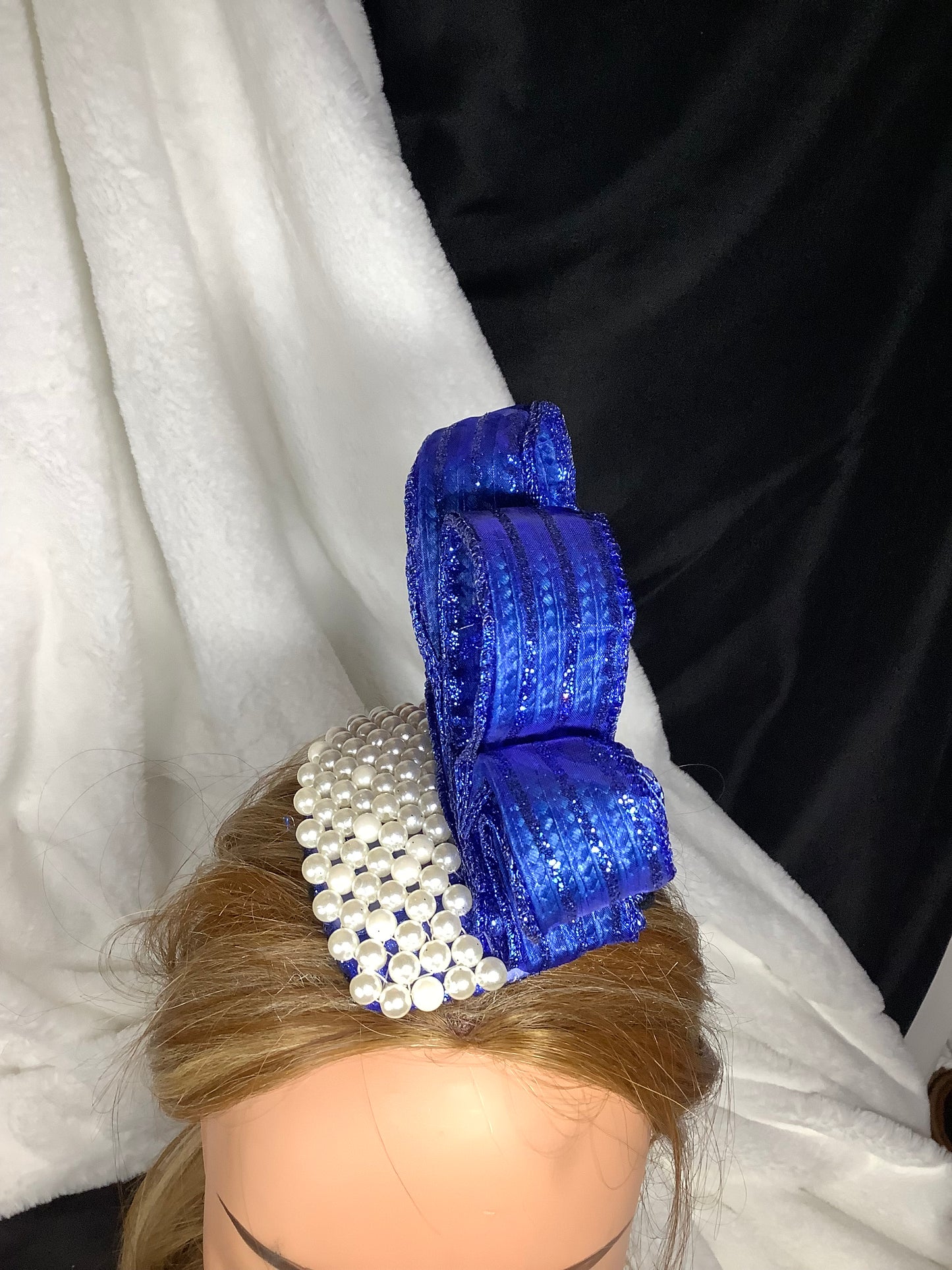"Blue Royale 2025" – Pearl Crest Fascinator
