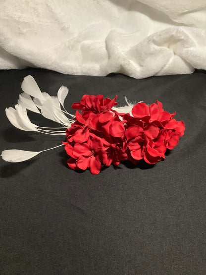 "Heart in Hand 2025" – Love’s Embrace Fascinator