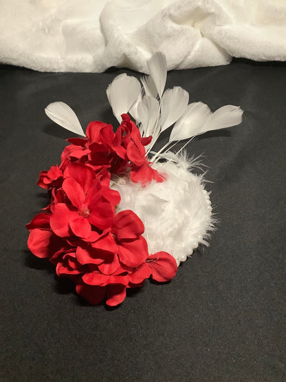 "Heart in Hand 2025" – Love’s Embrace Fascinator