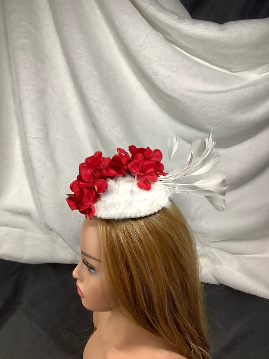 "Heart in Hand 2025" – Love’s Embrace Fascinator