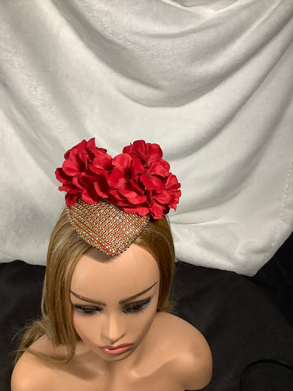 "Heart of Gold 2025" – Luxe Bloom Fascinator